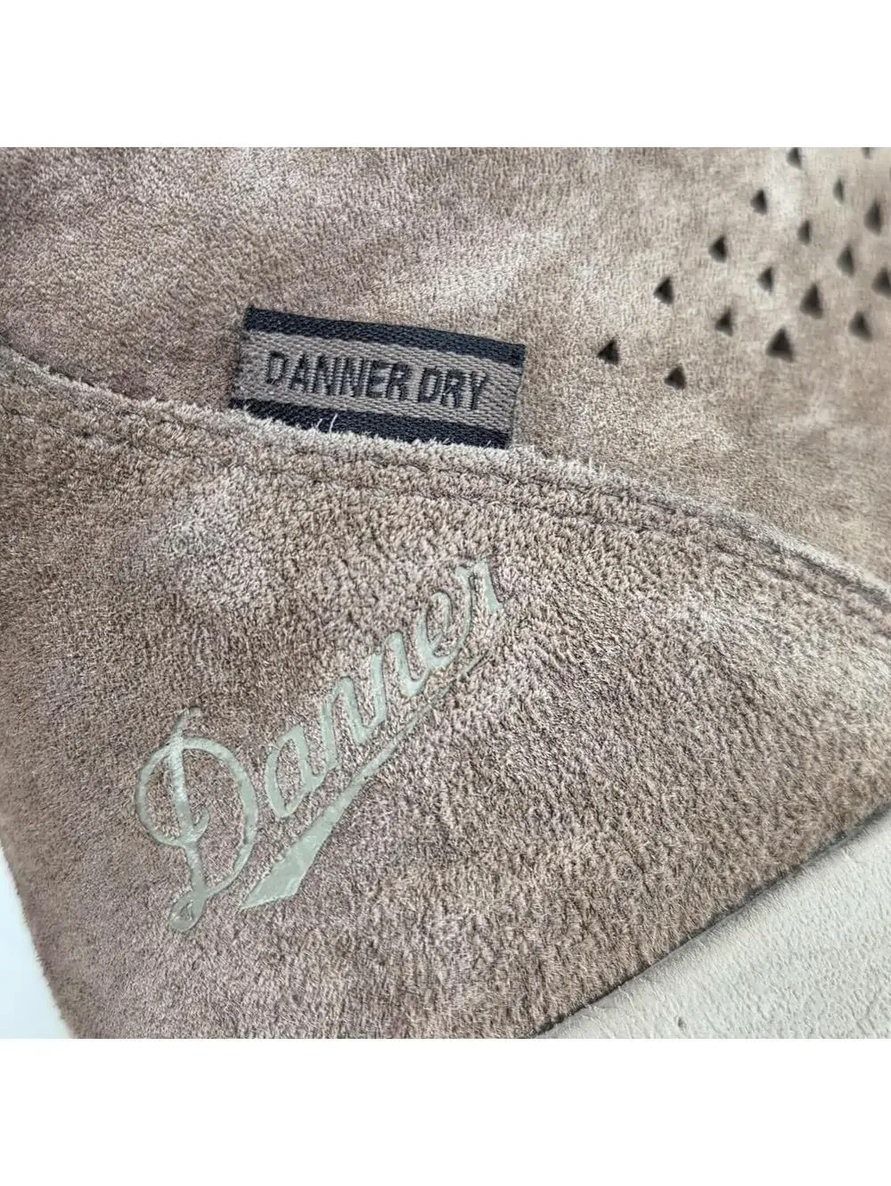 Danner Women's Inquire Chukka Boots US 7 Brown Suede waterproof hiking boot